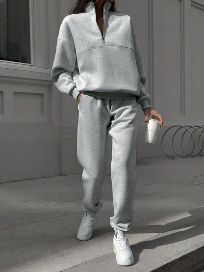 SHEIN X Carly Lawrence INAWLY Women'S Half Zipper Hoodie and Jogger Pants Two Piece Set Fall Cloth for Women